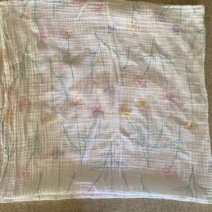 Aden and Anais Muslin blanket